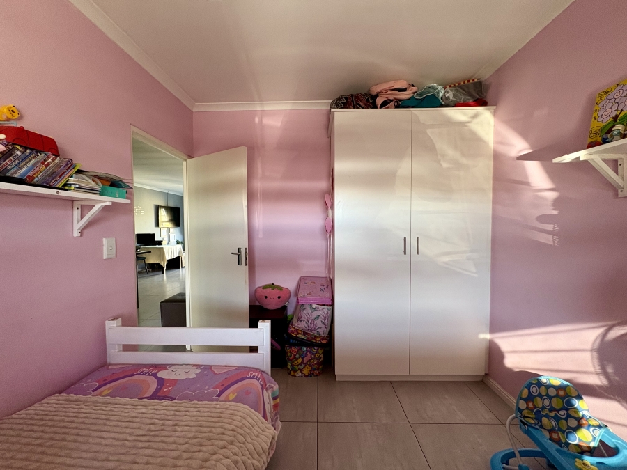 2 Bedroom Property for Sale in Parklands Western Cape